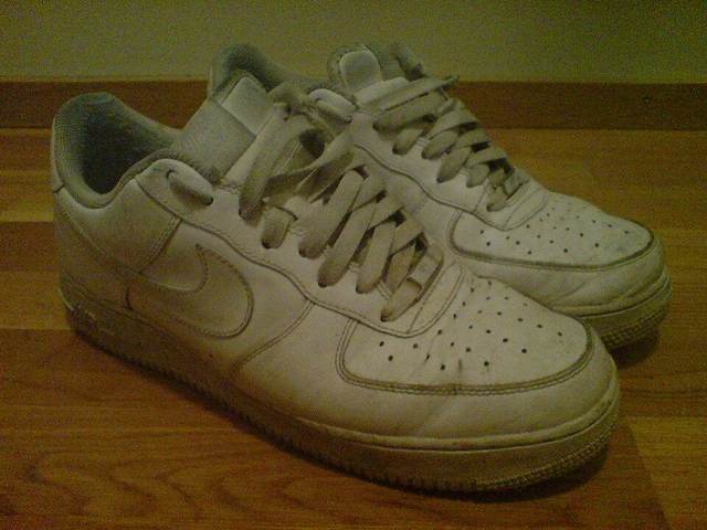 Nike Revolution 8 size 9